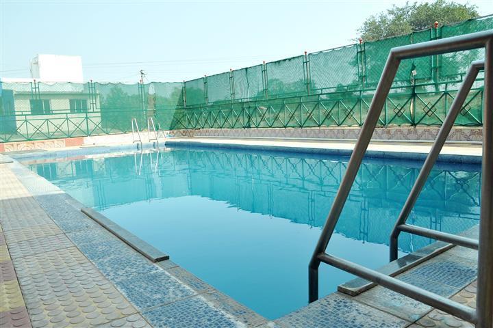 Sandesh Resort Wai Esterno foto